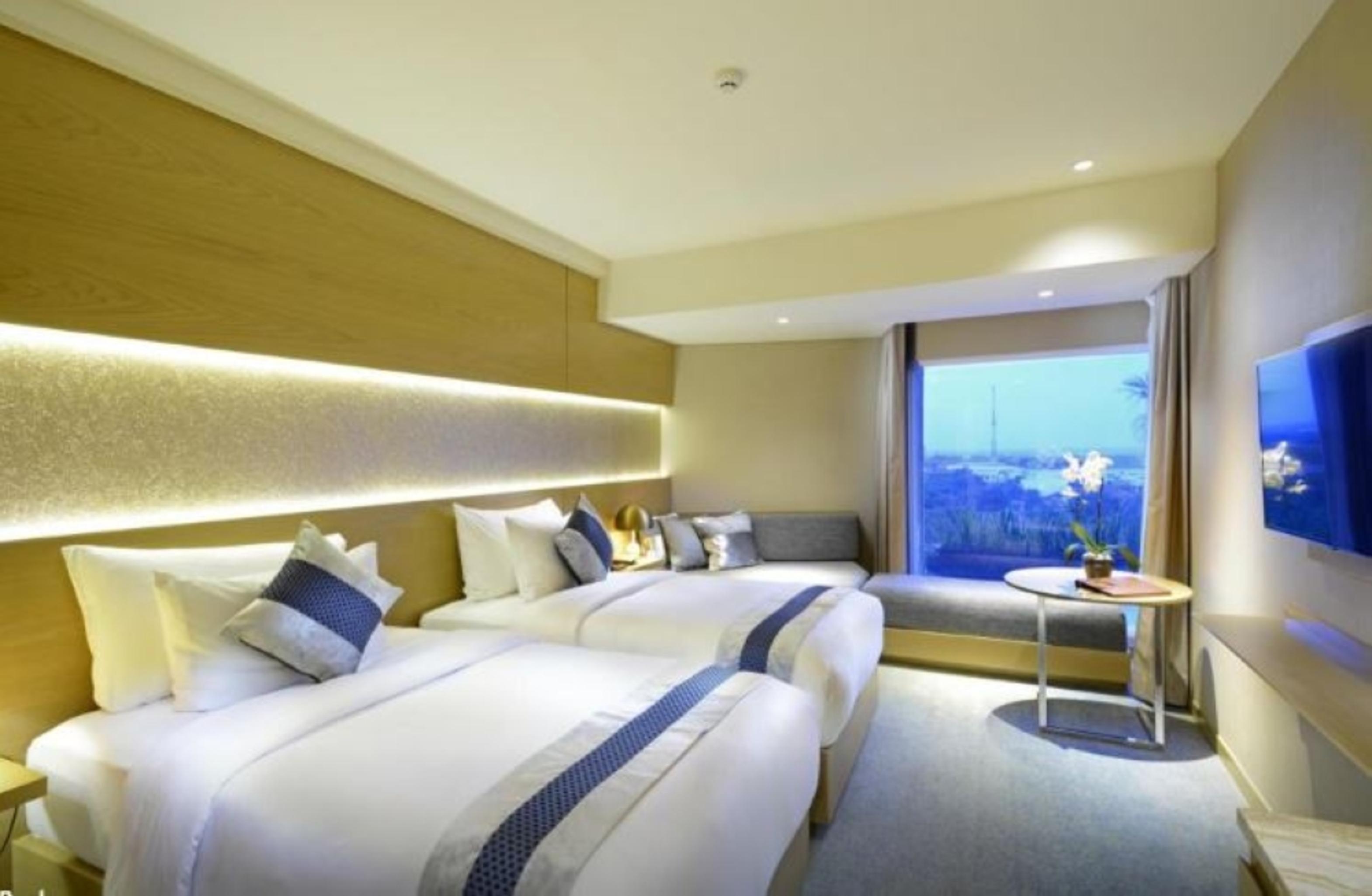 Vasa Hotel Surabaya Exterior photo