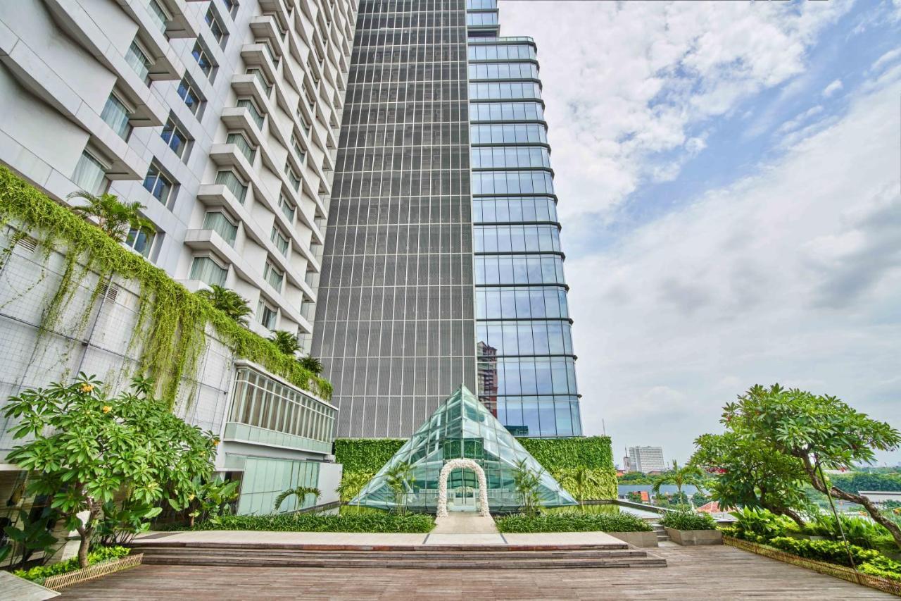Vasa Hotel Surabaya Exterior photo